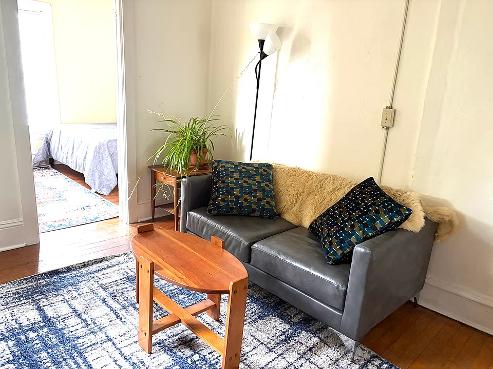 457 Colchester Ave #2
