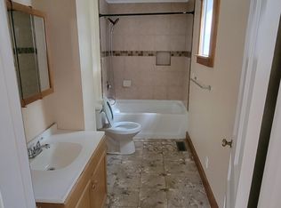 213 Prospect Ave, Findlay, OH 45840