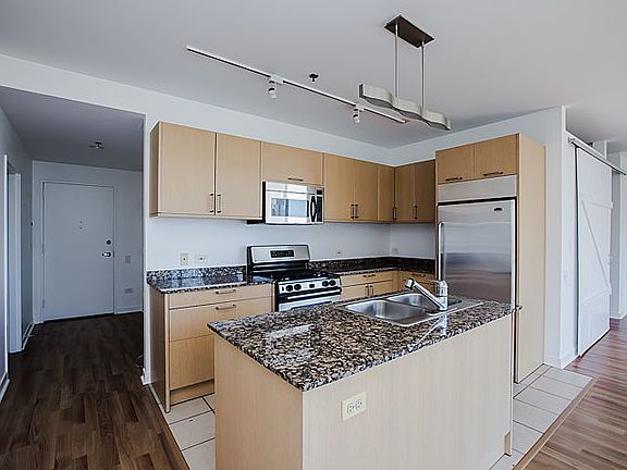 3rd image of 510 W Erie St #1608