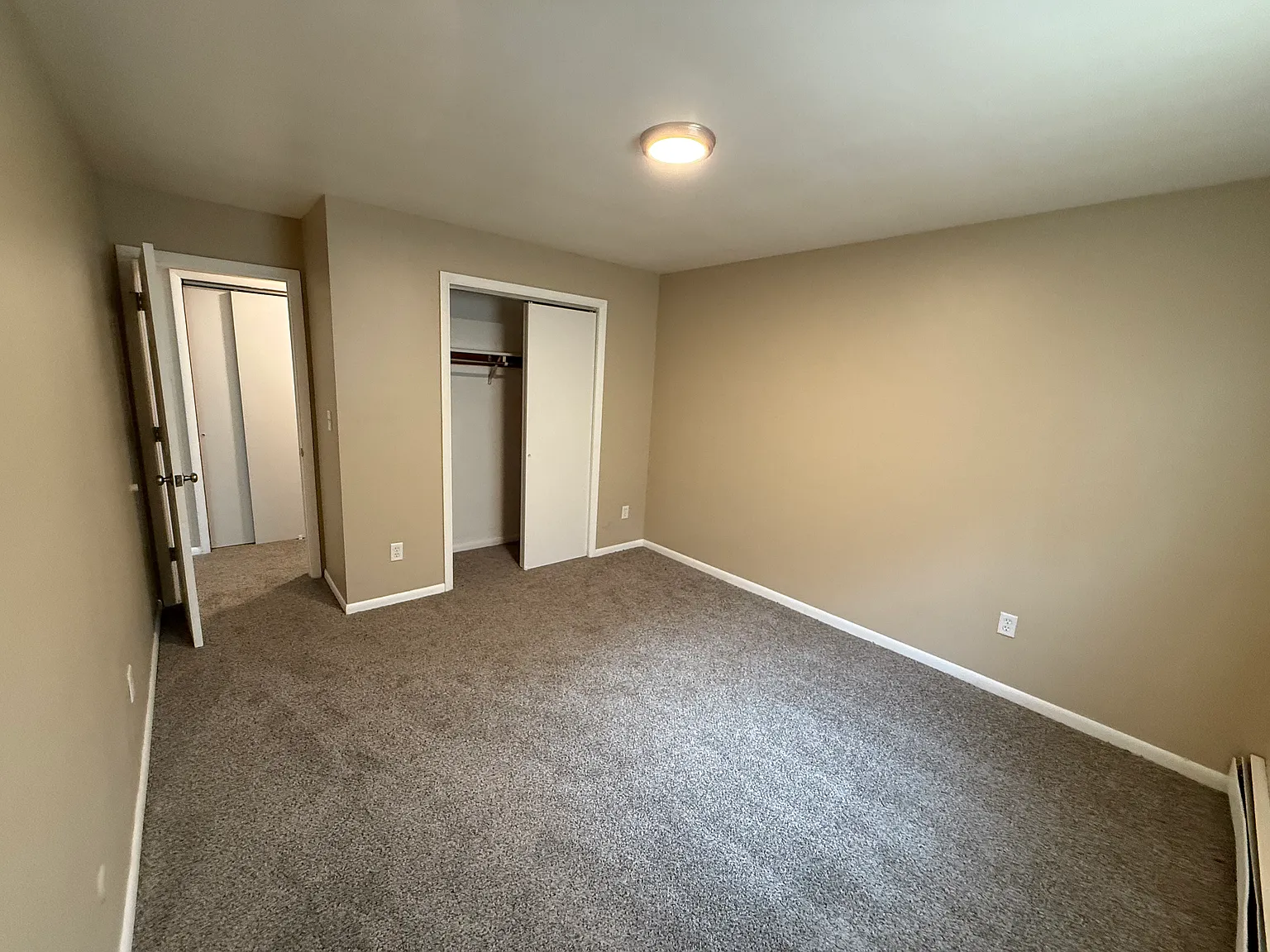 1125 N Highland Ave — Photo 3