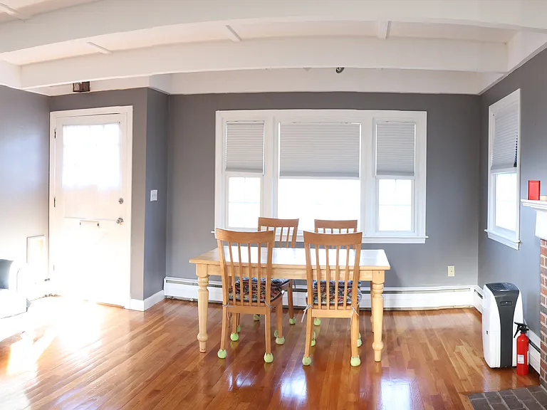 274 Main St #1A — Photo 2