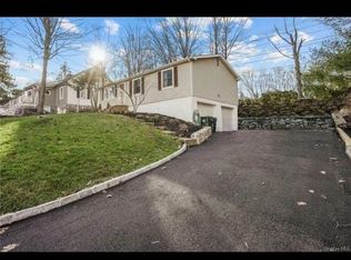 150 Topland Rd, Mahopac, NY 10541