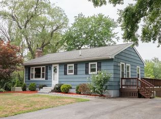 410 Oak St, Raynham, MA 02767