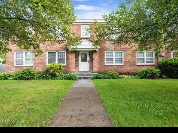 11 Kimberly St APT 3, Albany, NY 12205