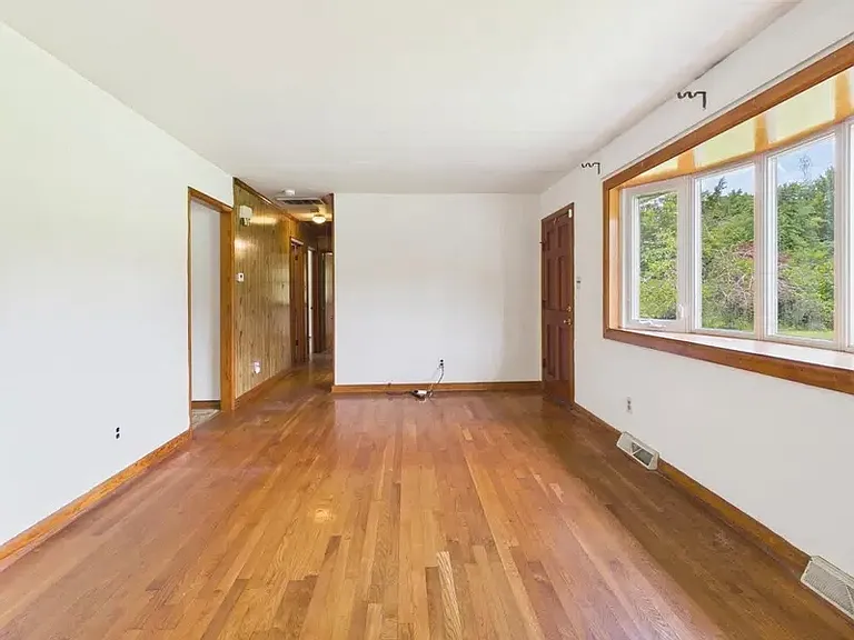 11621 Reedy Branch Rd — Photo 2