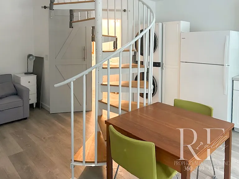 9053 Sunset Ln NW — Photo 12