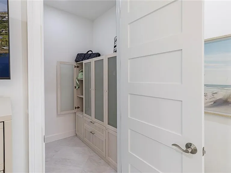 8963 Gustavia Ct — Photo 20