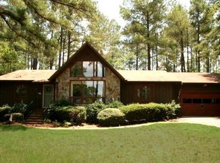 113 W Shenandoah Rd, West End, NC 27376