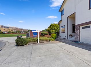 742 Clauser Dr, Milpitas, CA 95035