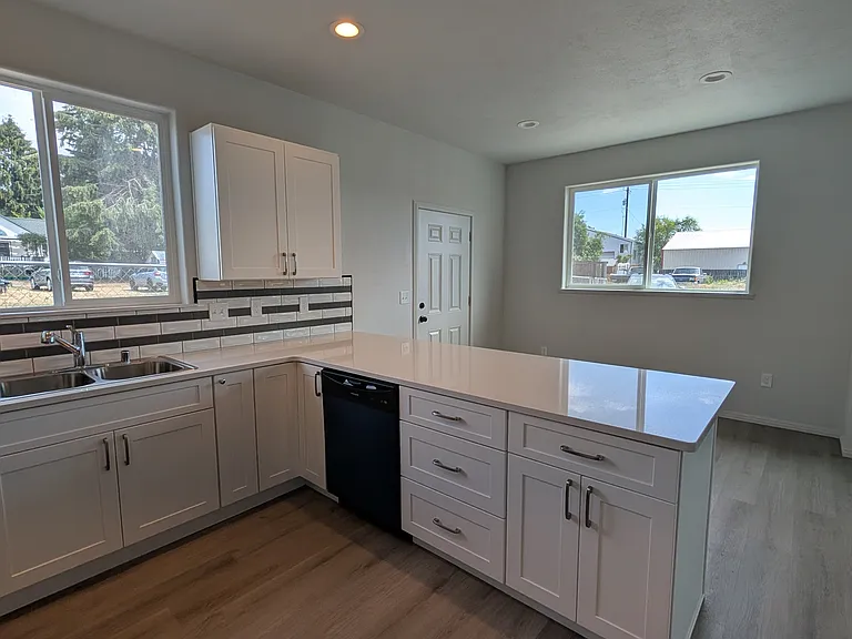 4301 N Torrez Ln — Photo 10