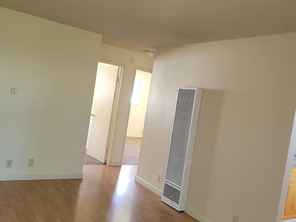 Living Room, view into bedrooms.