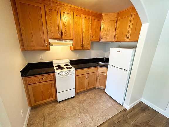 4th image of 812 Georgia St #23