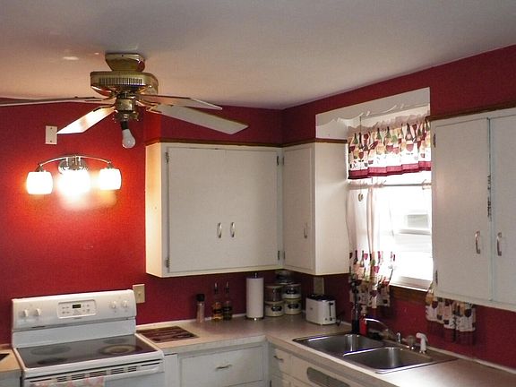 2nd image of 3365 Kingston Ave