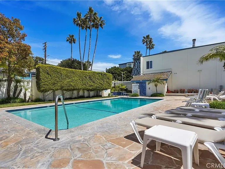 11940 Oceanaire Ln — Photo 24