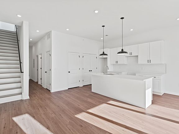 2nd image of 1935 Cecil B Moore Ave #3