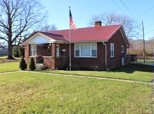 Seneca Trl, Renick, WV 24966
