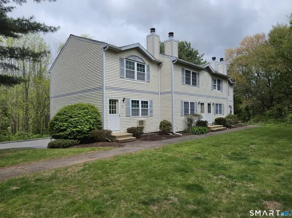 37D Crystal Ln #D, Storrs Mansfield, CT 06268