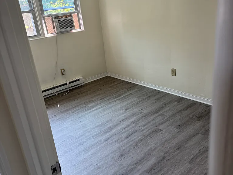 329 Oak St #3 — Photo 7