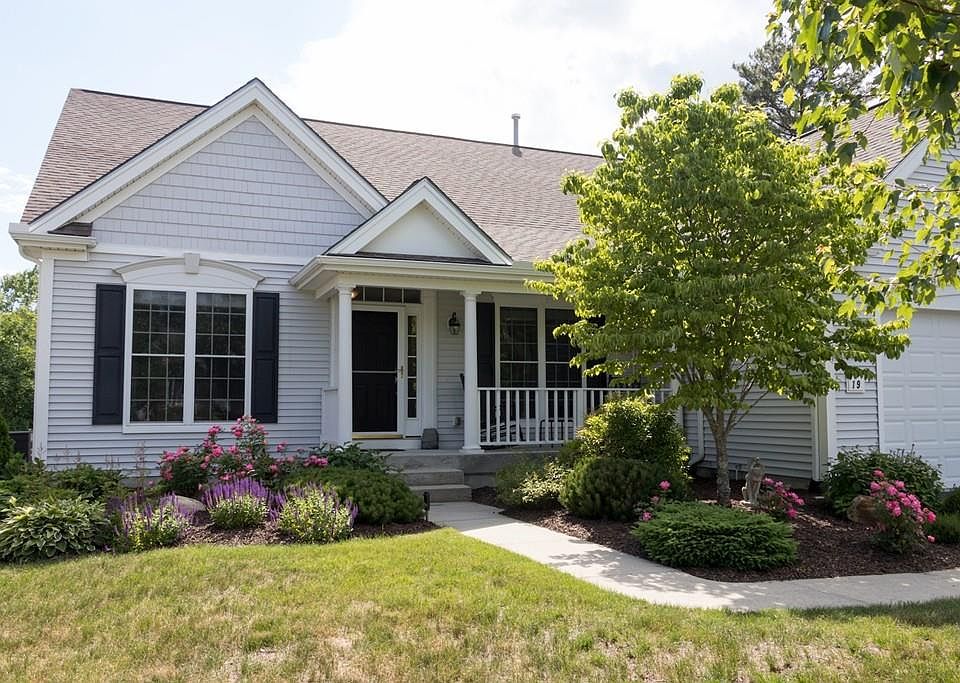 1st image of 19 Cottage Cv