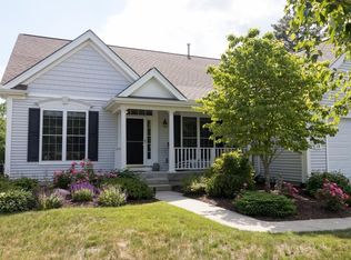 19 Cottage Cv, Plymouth, MA 02360