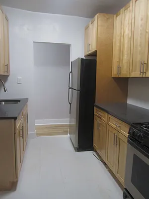 Rented by Beekman Street Realty | media 23