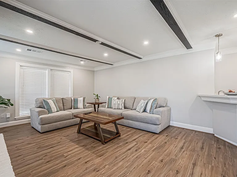 15211 Camino Del Sol Dr — Photo 15