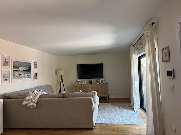 5th image of 3900 County Line Rd APT 22D