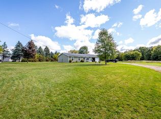 12199 N Meridian Rd, Pleasant Lake, MI 49272