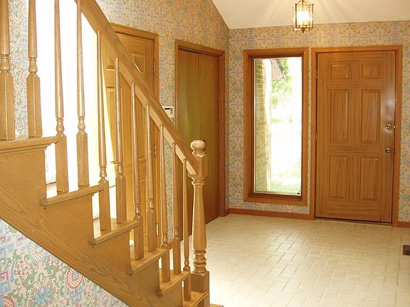 3rd image of 2699 Greenwood Acres Dr #0