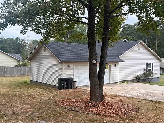 4th image of 36 Valley Ct
