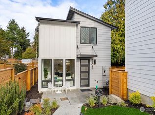 3804 NE 92nd St #B, Seattle, WA 98115