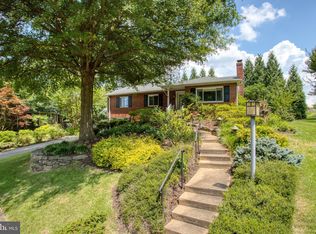 3303 Military Dr, Falls Church, VA 22044