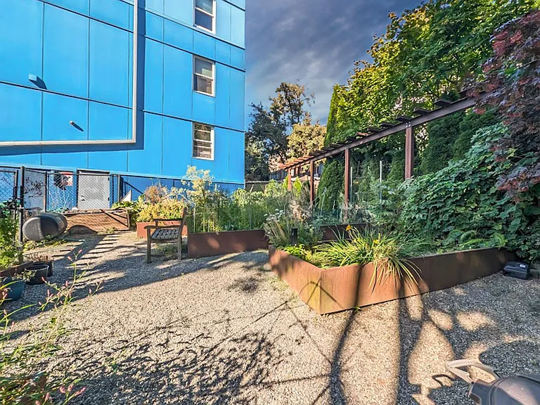 1410 E Pine St #W208 — Photo 20