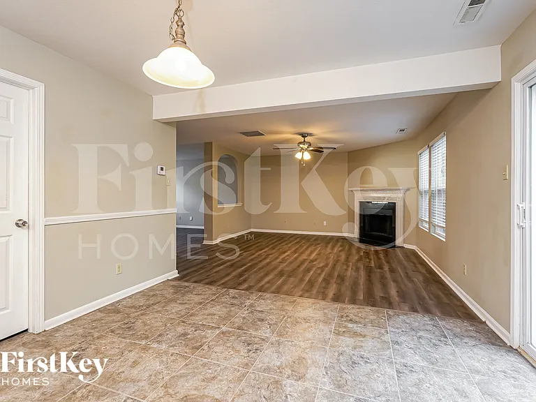 340 Kendall Dr — Photo 7