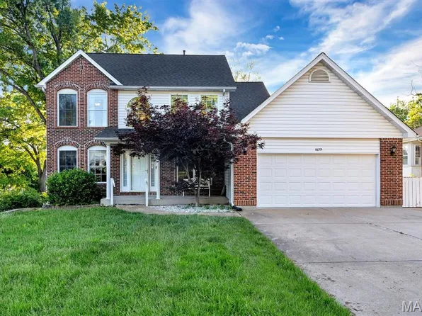 8679 General Grant Ln, Saint Louis, MO 63123