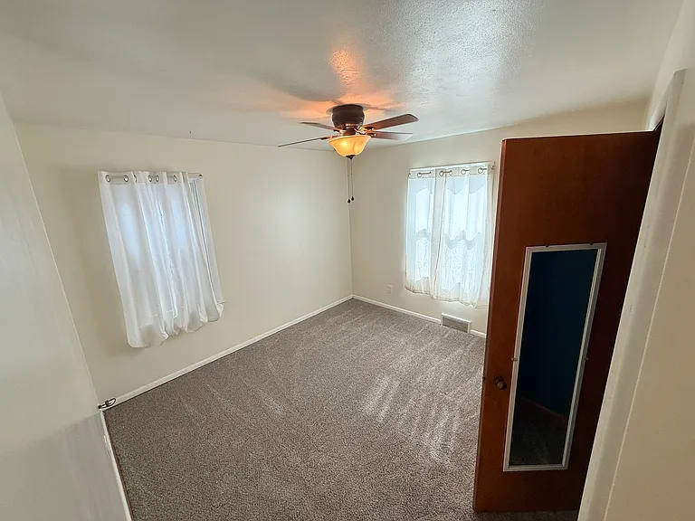 260 Stewart Ave — Photo 11