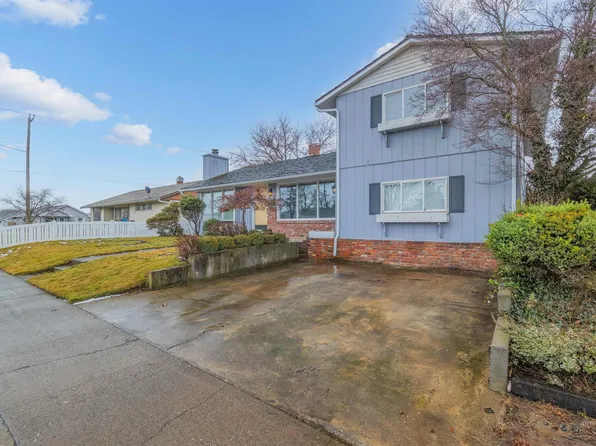 2810 9th Ave, Lewiston, ID 83501