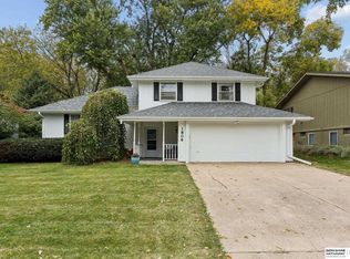 1806 Mayfair Dr, Omaha, NE 68144