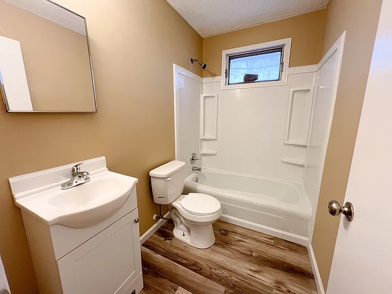 105 Tandy Dr — Photo 7