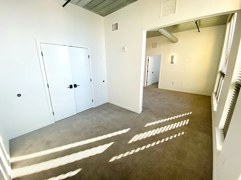 Kelley Square Lofts — Photo 11