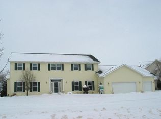 2102 S 38th St, Grand Forks, ND 58201