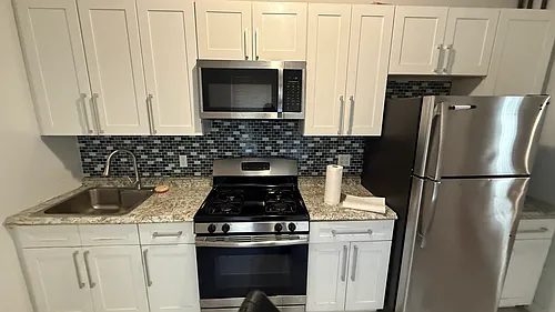 6104 183rd St Photo 1