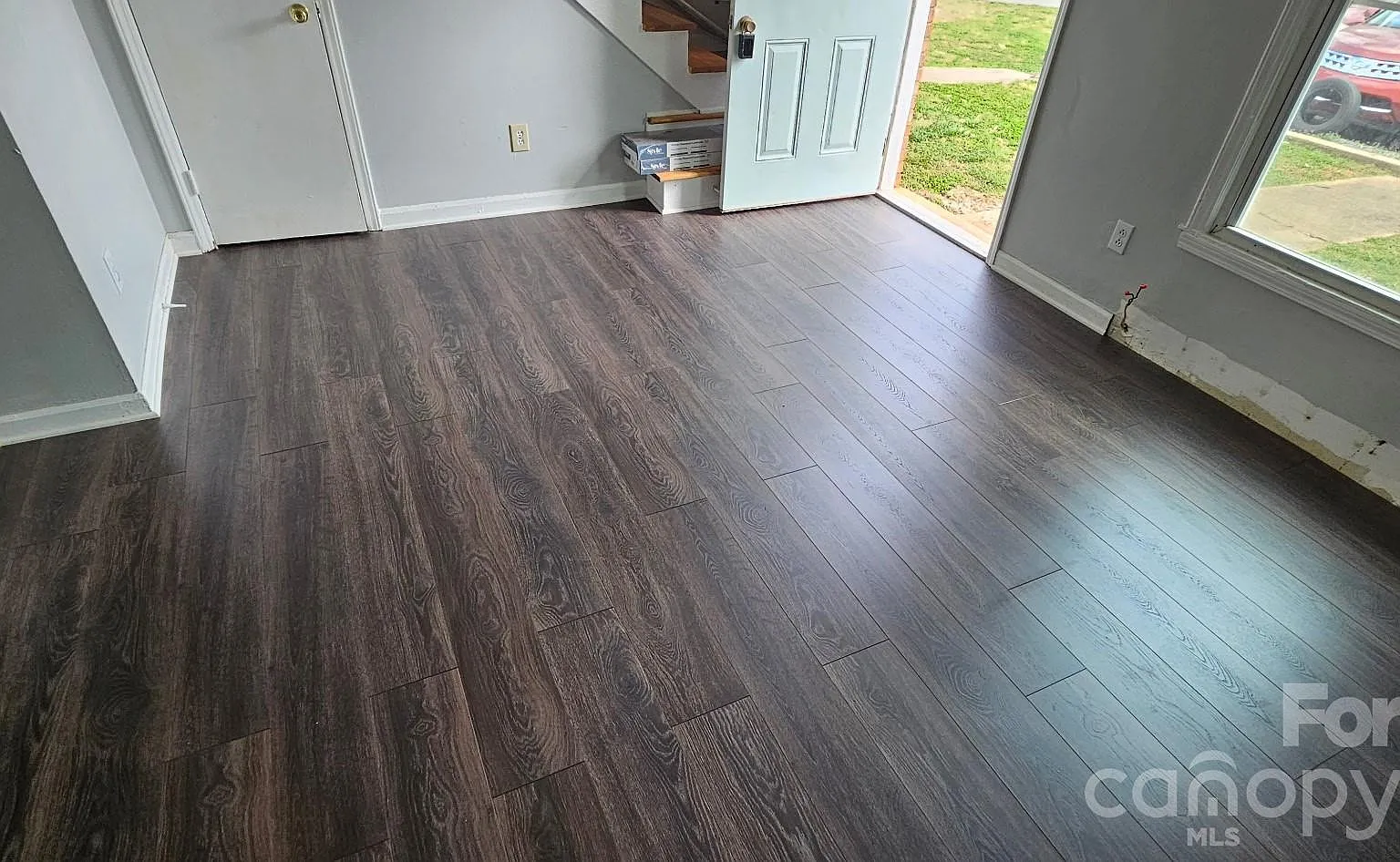 2 bed, 1.5 bath, $1,325 — Photo 3