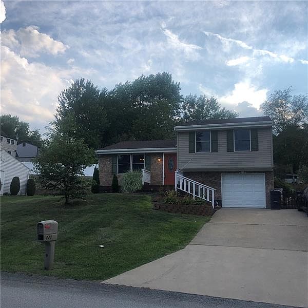 1st image of 240 Farmbrook Dr
