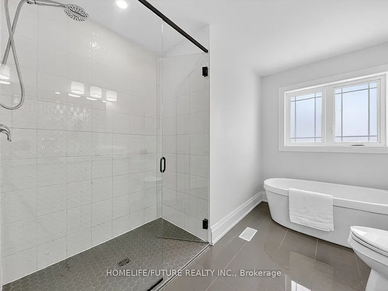 212 Mallory Ter — Photo 21