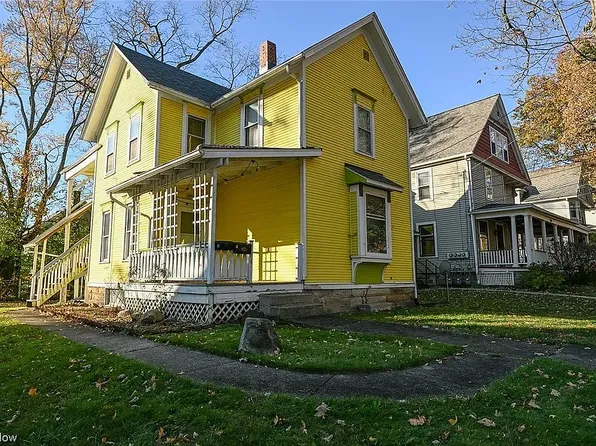 594 Crosby St Unit 1, Akron, OH 44302