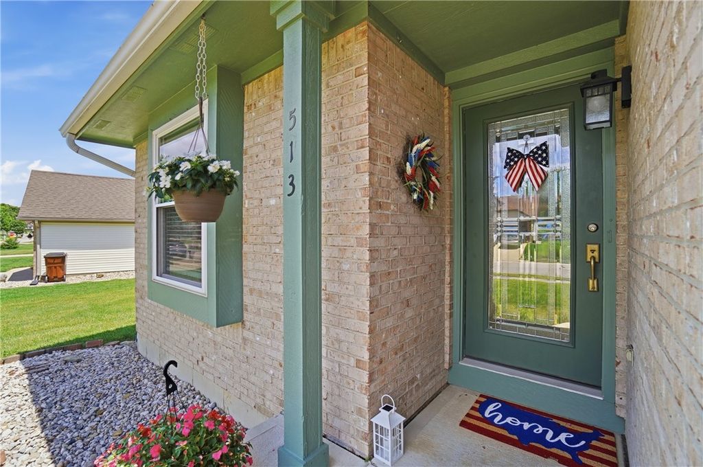 513 Heritage Ct, Lebanon, OH - View 3