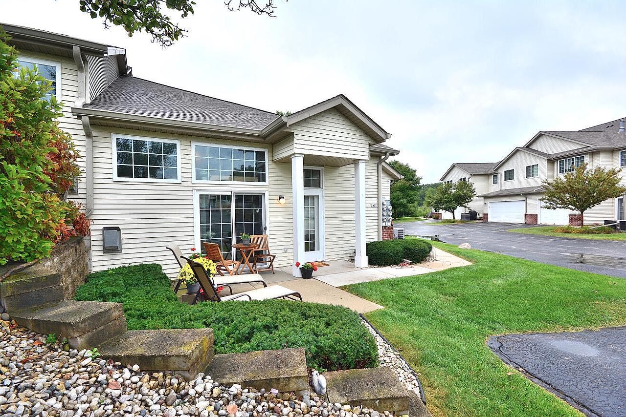 2422 Fox River PARKWAY UNIT F, Waukesha, WI 53189 MLS 1850006 Zillow