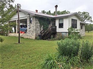 203 Old Staggs Rd, Calico Rock, AR 72519