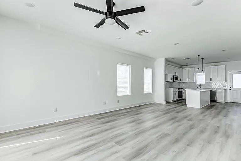 2206 Dolly Wright St #B — Photo 6